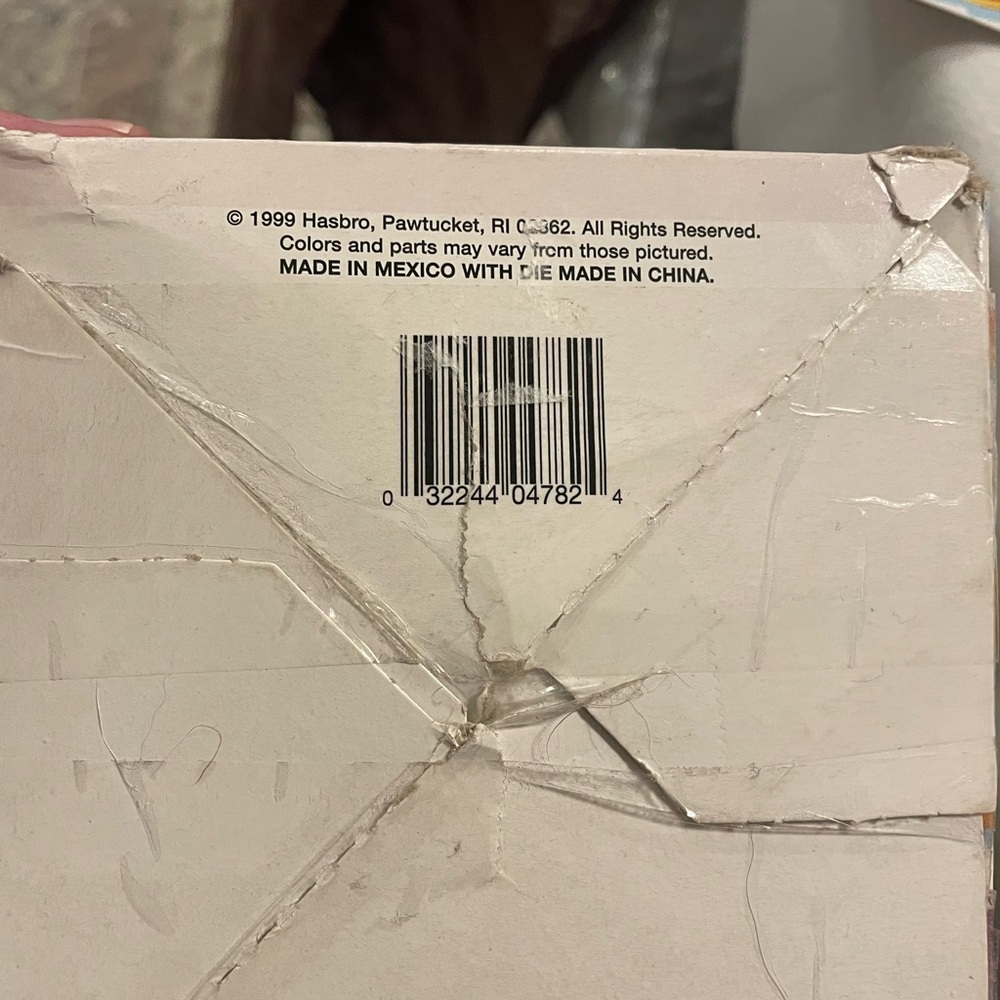 Colorful Bug-Building Game - Picture 4 of 4